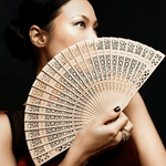 Wooden ladies fan - Cooldelo™